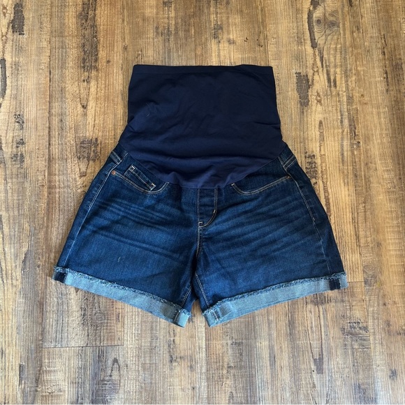 Signature by Levi Strauss & Co. Gold Label Womens Maternity Denim Shorts Sz Sm - Picture 1 of 7